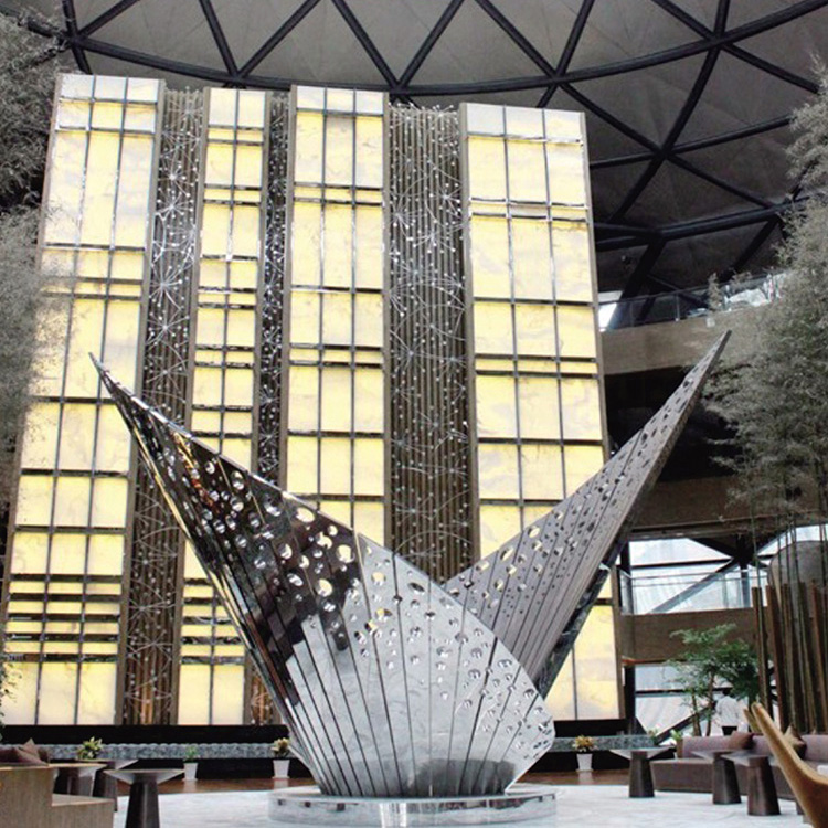 上海臨港新城皇冠假日酒店